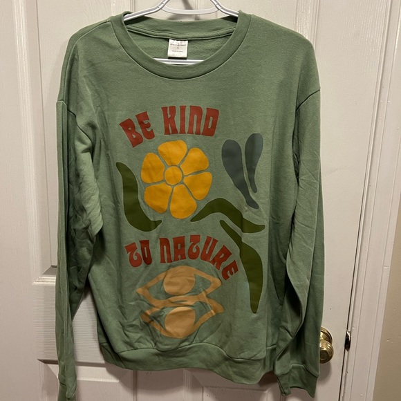 36 Desert Dreamer Sweatshirt Be Kind To Nature Graphic Green Women's Size SMALL - Picture 3 of 5